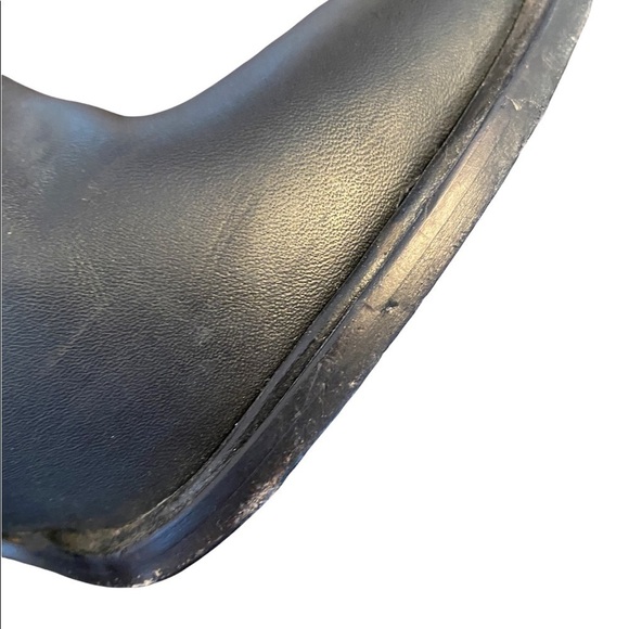 VINCE black leather booties - Picture 4 of 6